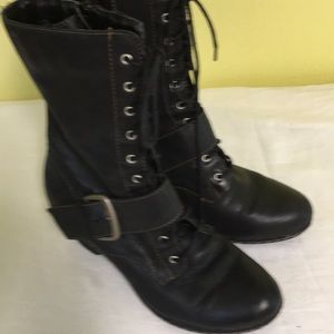 B.O.C lace up boots size 8